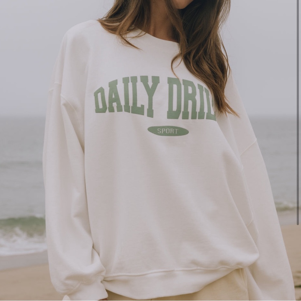 L/XL Dily Drills oversized sports crew